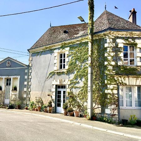 La Maison Haute Tigné Exteriér fotografie