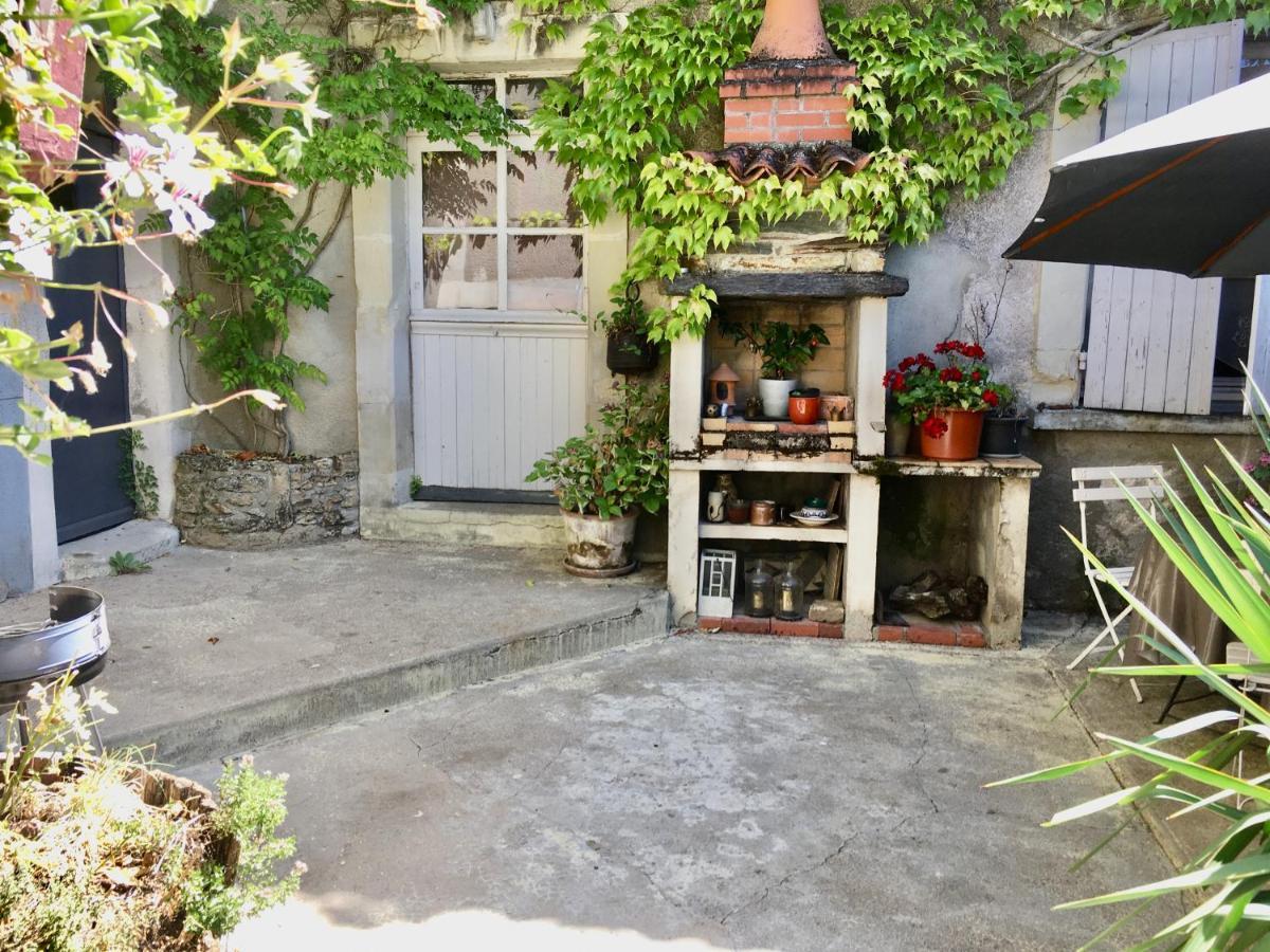 La Maison Haute Tigné Exteriér fotografie